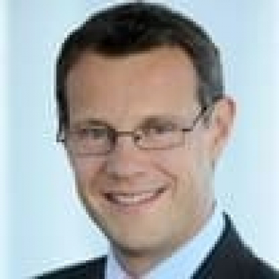 Adam Lippiet_Headshot_Fund Terms